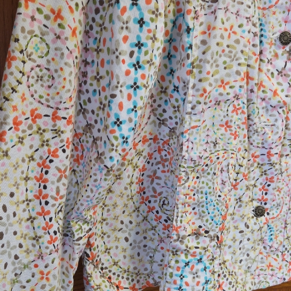 CJ Banks Multicolor Paisley Button Down Shirt - Picture 9 of 9
